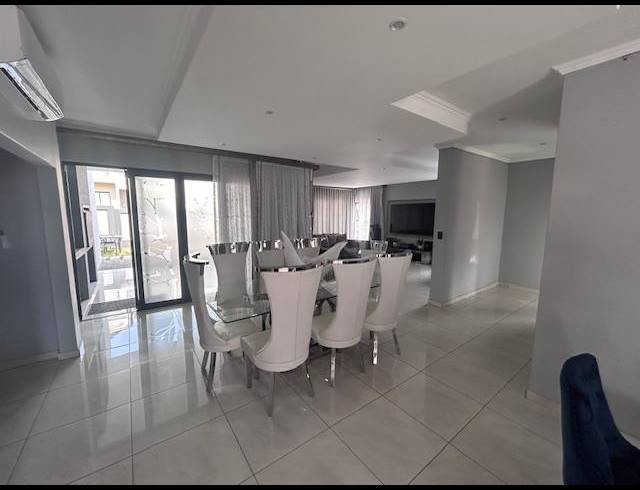 4 BEDROOM HOUSE FOR SALE IN SIX FOUNTAINS RESIDENTIAL ESTATE